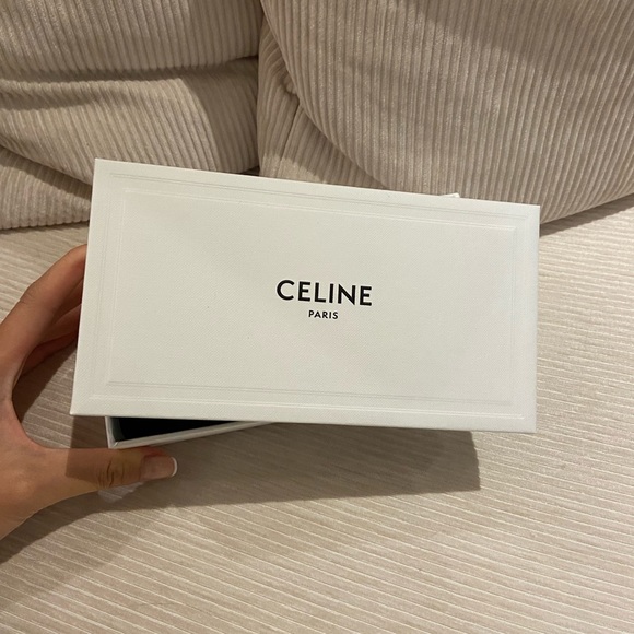 SOLD BNIB Authentic Celine Oversized Sunglasses 🕶️ 😎 - Picture 8 of 9